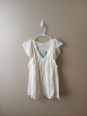 ✨NWT~Maurice’s Flutter Sleeve Blouse✨